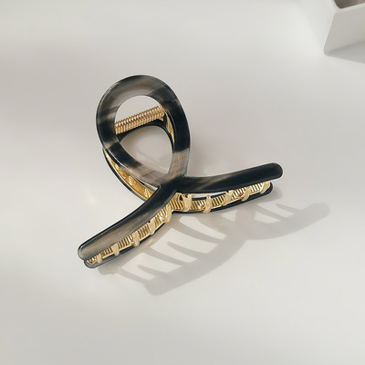 Стилна дамска шипка за коса два модела