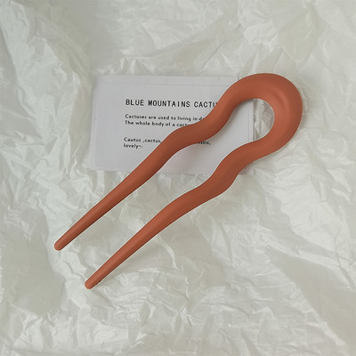 Дамска вълнообразна фиба за коса