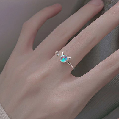 Ежедневен дамски пръстен с камък