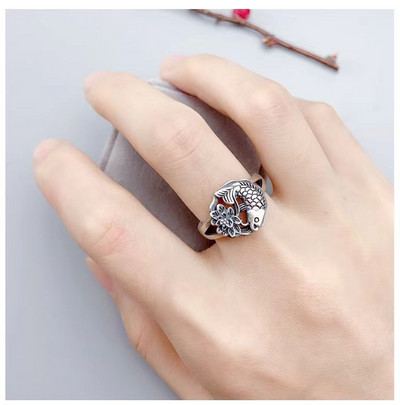 Дамски сребрист пръстен с формата на риба