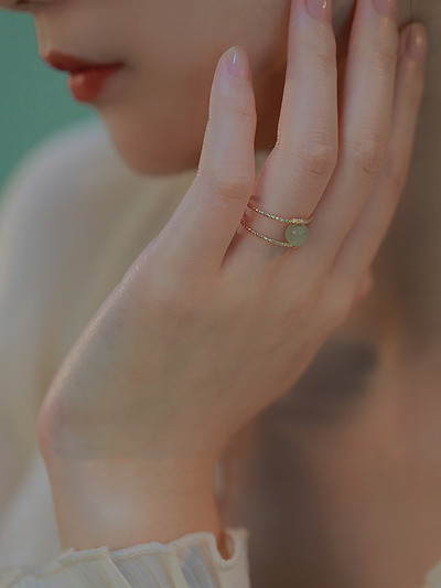 Регулируем пръстен с камък за жени