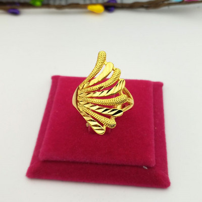 Регулируем дамски пръстен с флорален мотив