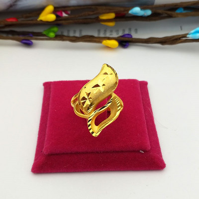 Регулируем дамски пръстен с флорален мотив