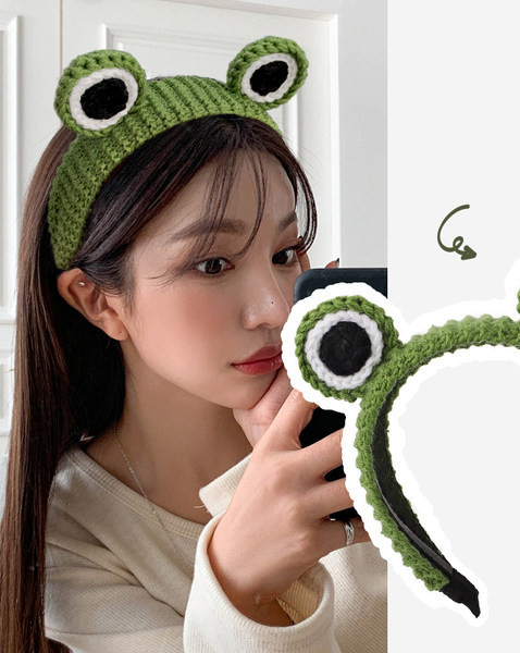 Дамска плетена диадема с декоративни уши