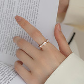 Дамски пръстен с камъни