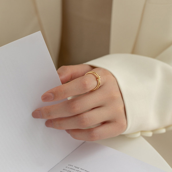 дамски регулируем пръстен в златист цвят