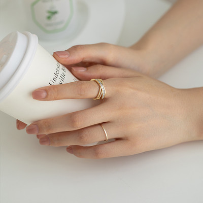 Регулируем пръстен с камъни