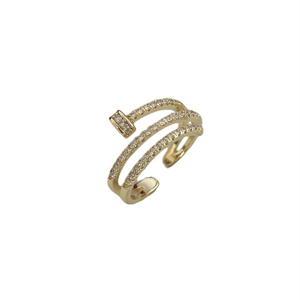 Регулируем дамски пръстен с камъни