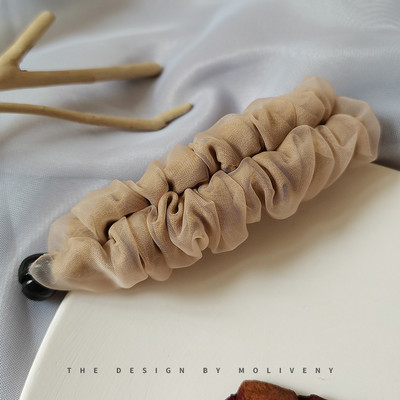 Дамска шнола - за коса в четири цвята