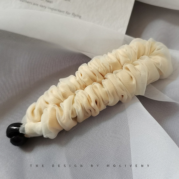 Дамска шнола - за коса в четири цвята 