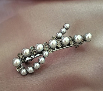 Дамска щипка в три цвята-с камъни