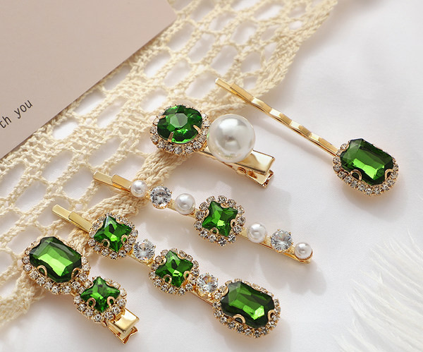 Дамска щипка за коса с камък