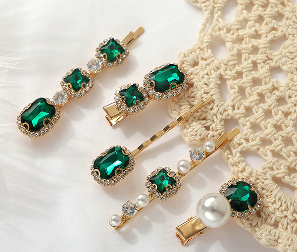 Дамска щипка за коса с камък