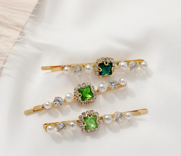 Дамска щипка за коса с камък