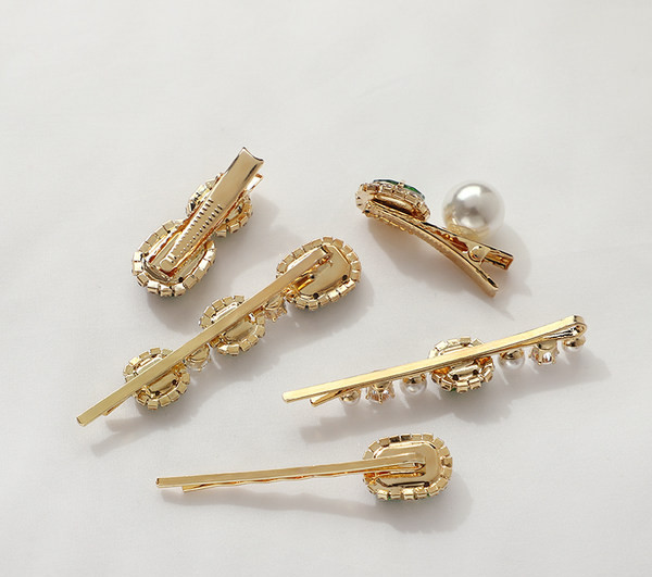 Дамска щипка за коса с камък