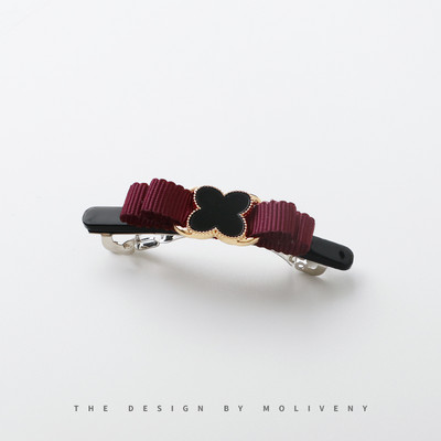 Дамска щипка за коса с принт детелина 