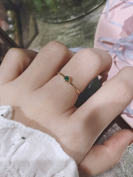 Дамски пръстен - с декоративен камък 