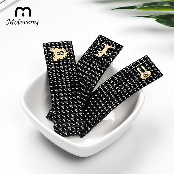 Дамска фиба за коса  с метални елементи 