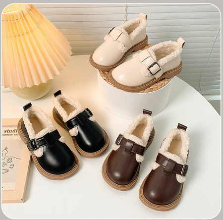 Детски кожени обувки с подплата 