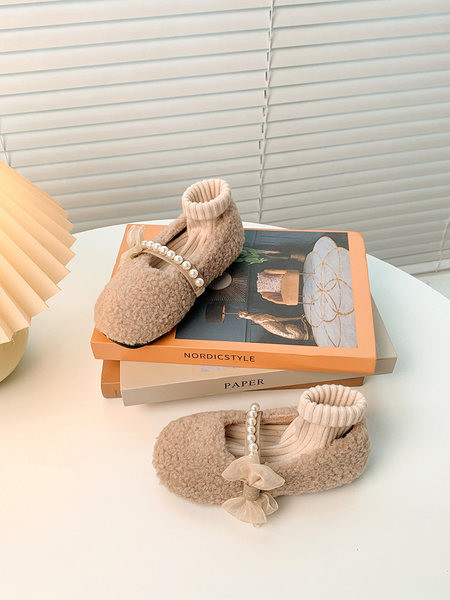 Пухени детски обувки с перли за момичета