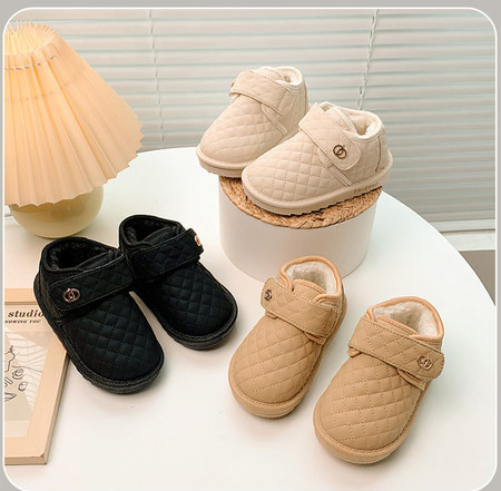 Παιδικά παπούτσια fleece με κούμπωμα velcro