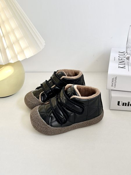 Ежедневни обувки за момичета с велкро лепенки