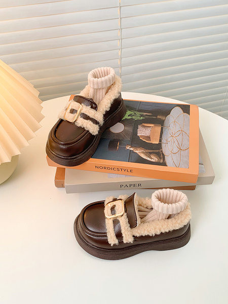 Детски кожени обувки с пухена подплата