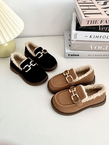 Детски лоуфъри с пухена подплата и катарама