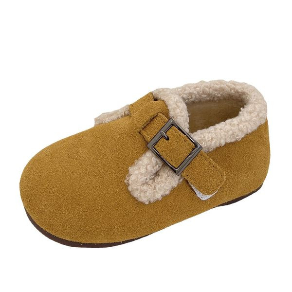 Детски есенни обувки с катарама