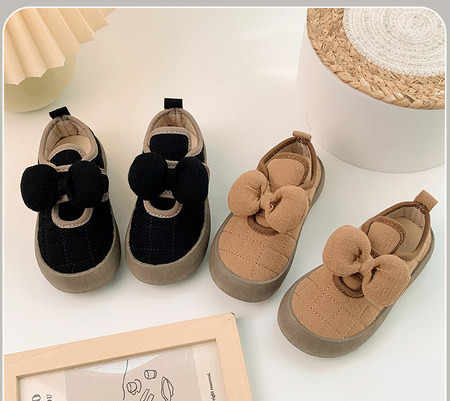 Ежедневни обувки за момичета с панделка