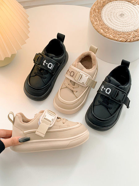 Детски поларни обувки от еко кожа с висока подметка 