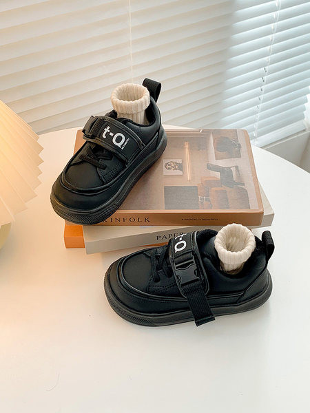 Детски поларни обувки от еко кожа с висока подметка 