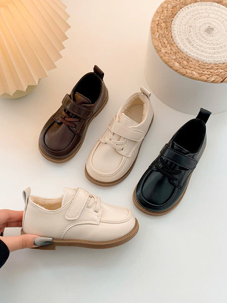 Детски обувки - с велкро лепенки и връзки 