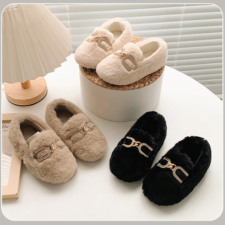 Поларни детски обувки с метални елементи