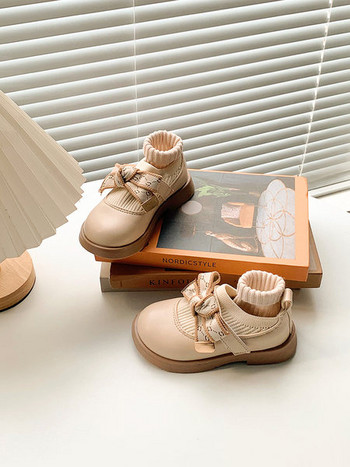Παιδικά παπούτσια για κορίτσια από οικολογικό δέρμα με κορδέλα