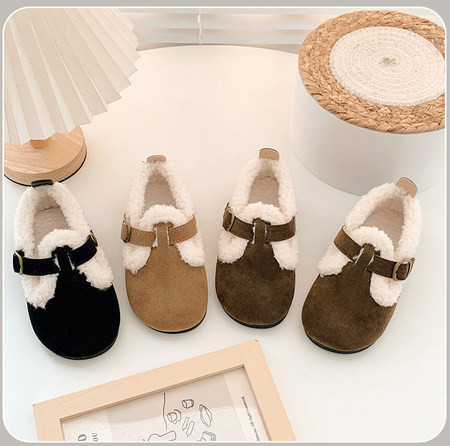 Зимни поларни обувки с велкро закопчаване