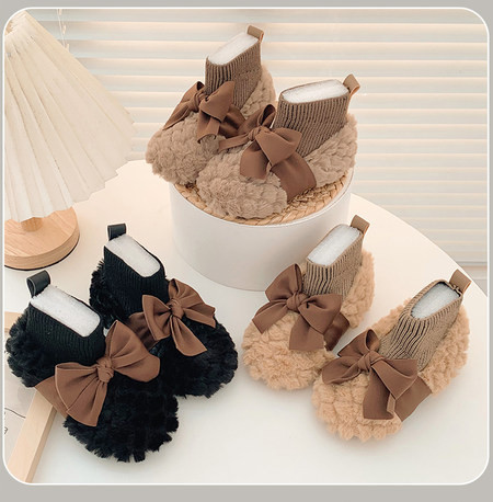 Зимни детски обувки с панделка