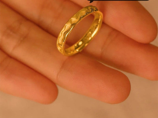 Naiste kuldne sõrmus - sõrmuse tüüp