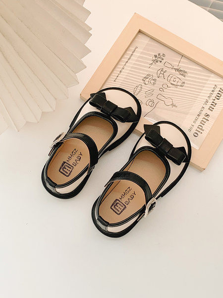 Детски обувки от еко кожа -с панделка