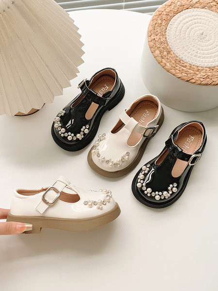 Детски кожени обувки с перли за момичета