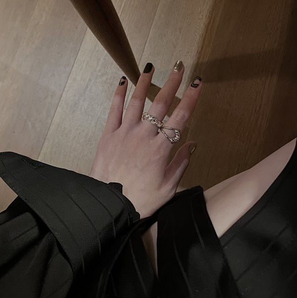 Дамски пръстен тип усукано въже