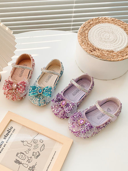 Модерни детски обувки с панделка и цветни камъни