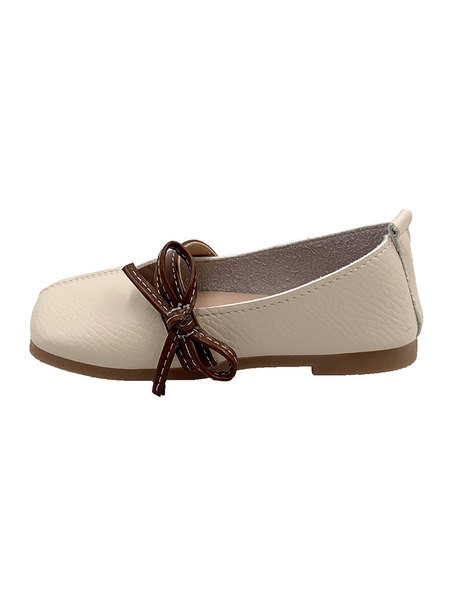 Ежедневни обувки за момичета от еко кожа с панделка