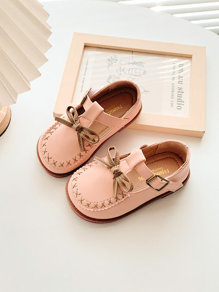 Pantofi copii din piele cu panglica