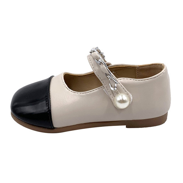 Pantofi pentru fete cu elemente perlate metalice