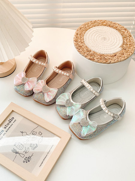 Детски обувки за момичета- с камъни