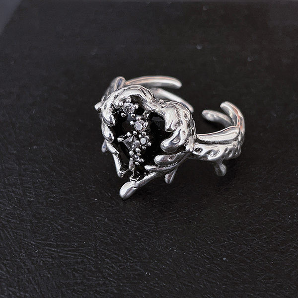 Inel deschis de damă cu piatră de inimă