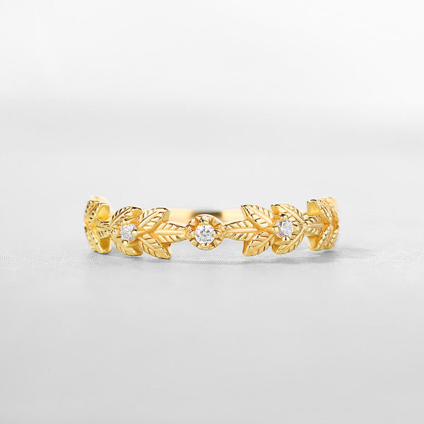 Inel de dama - cu pietre decorative