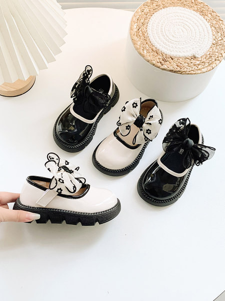 Детски ежедневни обувки с панделка