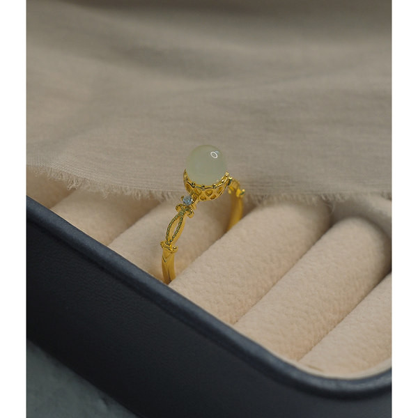 Inel de piatră reglabil pentru femei